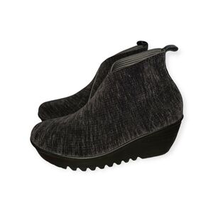 Bernie Mev stretch velvet woven grey Wedge Ankle Boots 38 7.5